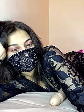 Snapshot of horny-girl3 chatting on November 20, 2025, 10:27 am horny-girl3 online show from November 20, 2025, 10:27 am