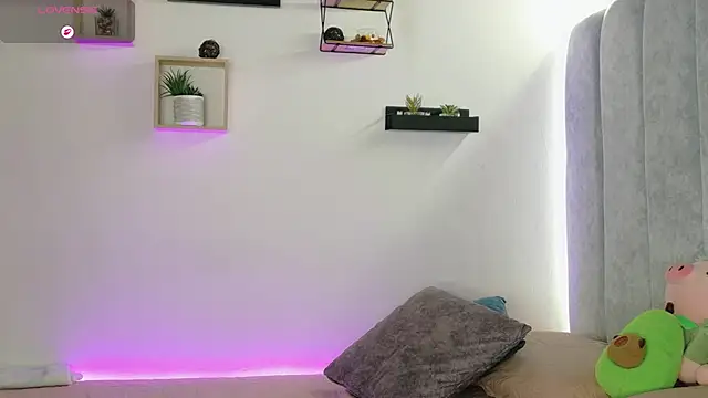  manumontoya online show from February 5, 2026, 5:20 pm