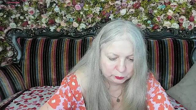 mariabelladonna online show from March 29, 2026, 9:27 pm