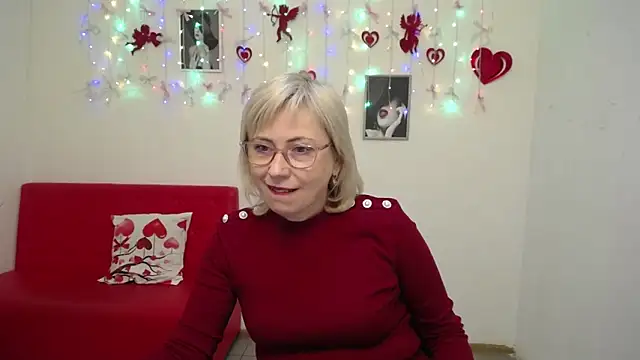 LaurenWishy online show from February 3, 2026, 6:33 am