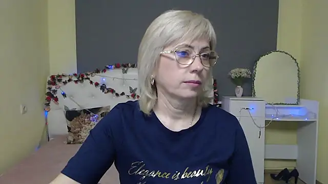 Snapshot of LaurenWishy chatting on March 29, 2026, 5:20 am LaurenWishy online show from March 29, 2026, 5:20 am