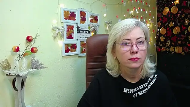 Snapshot of LaurenWishy chatting on November 29, 2025, 6:13 am LaurenWishy online show from November 29, 2025, 6:13 am