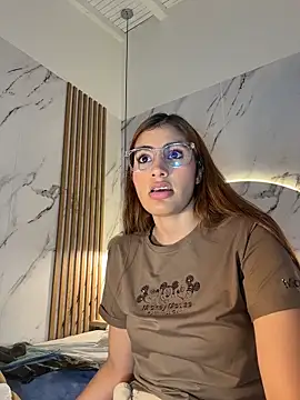 IsabelaStefano online show from December 20, 2025, 3:42 am