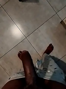 Snapshot of urgentlyfixer chatting on November 20, 2025, 8:09 pm urgentlyfixer online show from November 20, 2025, 8:09 pm