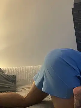 Snapshot of TNykshre29 chatting on December 16, 2025, 6:28 am TNykshre29 online show from December 16, 2025, 6:28 am