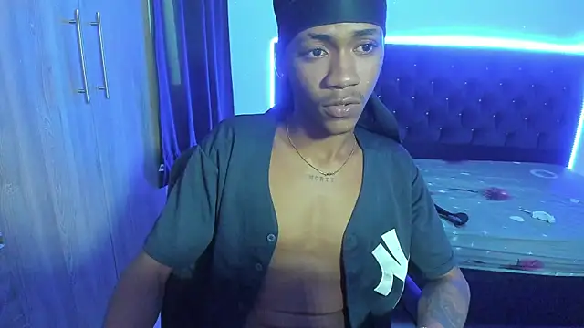 iteban boy online show from November 20, 2025, 1:34 pm