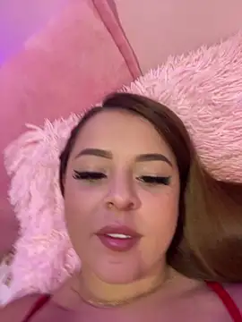 April Beckett02 online show from December 17, 2025, 10:20 am