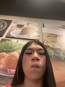 Snapshot of Celeste_villanueva_ chatting on December 16, 2025, 1:48 pm Celeste villanueva online show from December 16, 2025, 1:48 pm