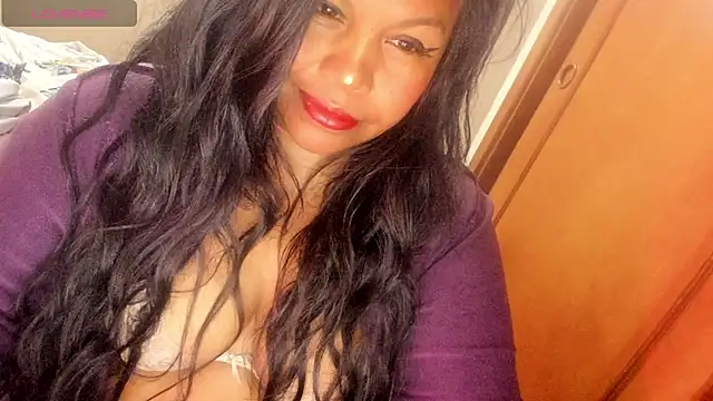 ebonycamelia online show from July 7, 2026, 9:51 pm