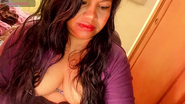 ebonycamelia online show from July 13, 2026, 5:56 pm