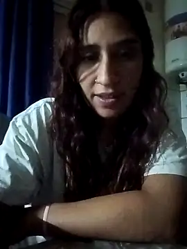Snapshot of cata_bronw chatting on April 7, 2026, 4:14 am cata bronw online show from April 7, 2026, 4:14 am