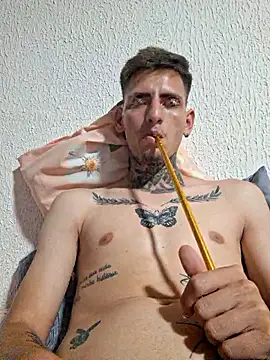 Artur386383 online show from April 6, 2026, 3:13 am