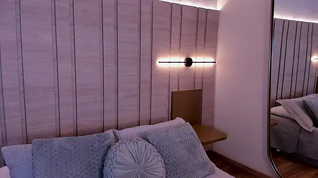 Zoe Mendez online show from January 18, 2026, 12:41 pm