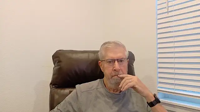 Snapshot of YouGoGirl_3 chatting on November 20, 2025, 2:07 pm YouGoGirl 3 online show from November 20, 2025, 2:07 pm