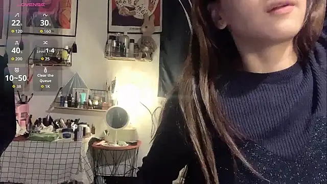 Snapshot of coco-jiang chatting on December 4, 2025, 3:33 pm coco-jiang online show from December 4, 2025, 3:33 pm