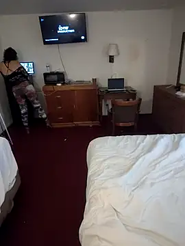 Snapshot of whitecream88 chatting on November 28, 2025, 8:42 pm whitecream88 online show from November 28, 2025, 8:42 pm