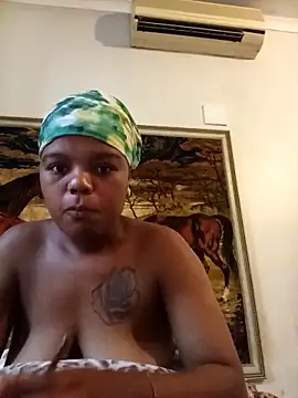 YELLOW-MELLO online show from January 18, 2026, 7:23 am