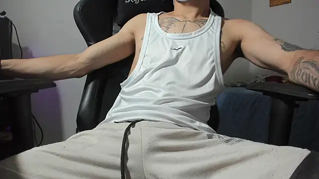 Snapshot of Angel_straight chatting on November 19, 2025, 3:56 pm Angel straight online show from November 19, 2025, 3:56 pm