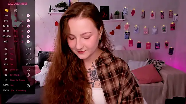 Snapshot of velvet_cherry_ chatting on March 20, 2026, 8:48 am velvet cherry online show from March 20, 2026, 8:48 am