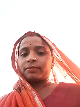 Hot erion online show from December 5, 2025, 11:20 am