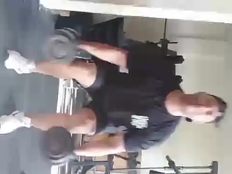 Snapshot of musclehetero chatting on May 19, 2026, 1:56 am musclehetero online show from May 19, 2026, 1:56 am