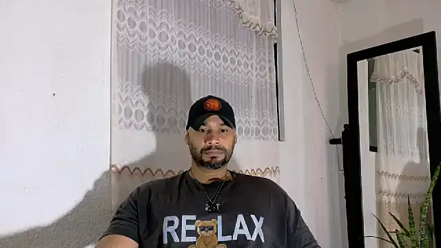 Snapshot of musclehetero chatting on July 19, 2026, 12:24 pm musclehetero online show from July 19, 2026, 12:24 pm