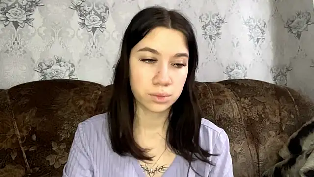 Snapshot of DebbiGoodknight chatting on December 14, 2025, 9:04 am DebbiGoodknight online show from December 14, 2025, 9:04 am