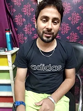 Snapshot of Cute_Lucky chatting on April 20, 2026, 8:39 am Cute Lucky online show from April 20, 2026, 8:39 am
