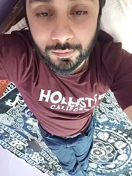 Cute Lucky online show from March 14, 2026, 3:40 pm