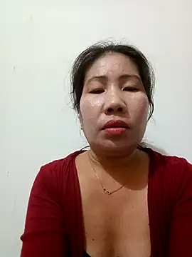 Snapshot of Reema_143 chatting on December 3, 2025, 4:17 pm Reema 143 online show from December 3, 2025, 4:17 pm