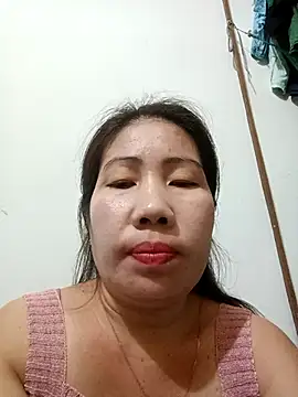 Snapshot of Reema_143 chatting on November 29, 2025, 4:07 pm Reema 143 online show from November 29, 2025, 4:07 pm