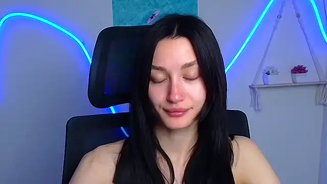 Stella XO online show from April 29, 2026, 5:44 am
