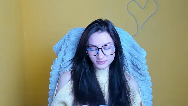 Snapshot of Stella_XO chatting on December 5, 2025, 6:34 am Stella XO online show from December 5, 2025, 6:34 am