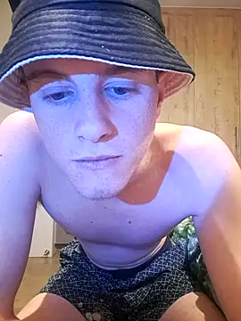 Snapshot of Tinny_Twink_RSA chatting on November 19, 2025, 8:53 pm Tinny Twink RSA online show from November 19, 2025, 8:53 pm