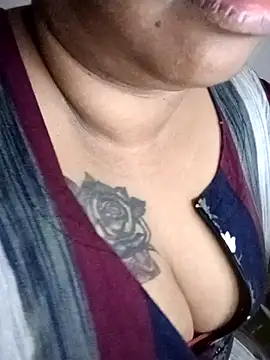 Riya-mallus online show from December 20, 2025, 5:43 am