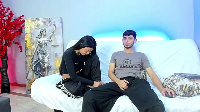 dracke and zara online show from May 1, 2026, 11:48 am
