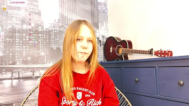 Snapshot of VoidElaris chatting on July 3, 2026, 8:04 pm VoidElaris online show from July 3, 2026, 8:04 pm
