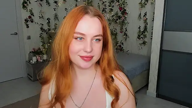 AirySilhouette online show from December 3, 2025, 10:03 am