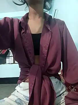 Snapshot of Purnima_18 chatting on December 1, 2025, 5:58 pm Purnima 18 online show from December 1, 2025, 5:58 pm