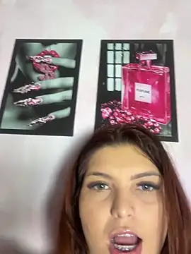 melyssaa23 online show from June 14, 2026, 2:24 am