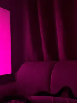 AlisonFerrera  online show from November 20, 2025, 11:47 pm