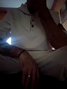 CDY74 online show from December 17, 2025, 1:49 pm