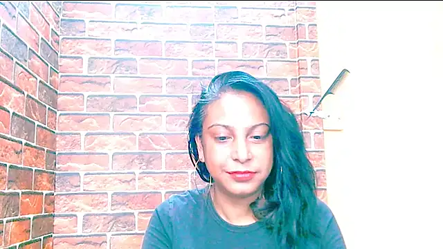 indian spice girl online show from April 28, 2026, 7:13 am