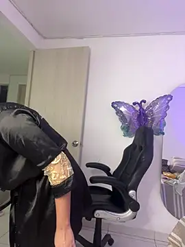 Aria Kitty online show from February 2, 2026, 7:35 pm