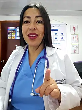 JustSamantha  online show from January 14, 2026, 11:36 am