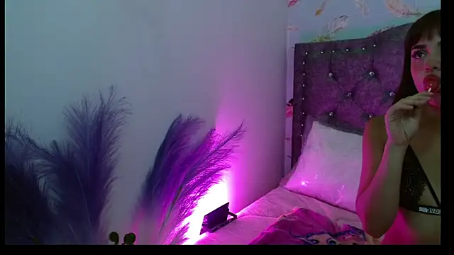 Queen Rousee online show from March 5, 2026, 8:38 pm