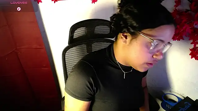 chleo rosse online show from July 28, 2026, 8:52 pm