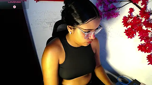 chleo rosse online show from July 8, 2026, 1:52 am