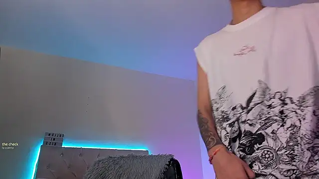 Snapshot of stanandrose_ chatting on March 18, 2026, 5:43 am stanandrose online show from March 18, 2026, 5:43 am