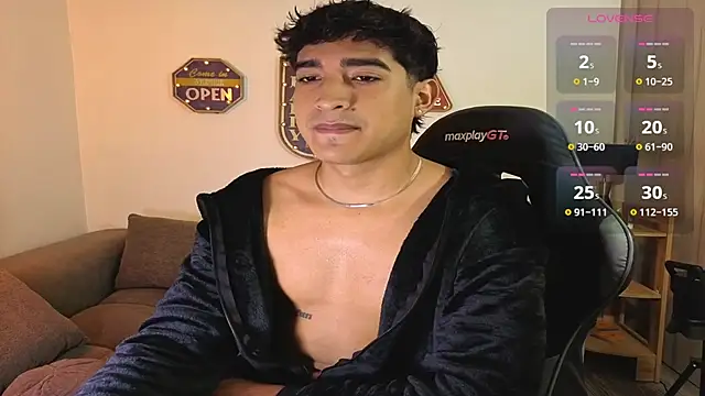 Snapshot of ken_blakerr chatting on April 18, 2026, 6:49 am ken blakerr online show from April 18, 2026, 6:49 am